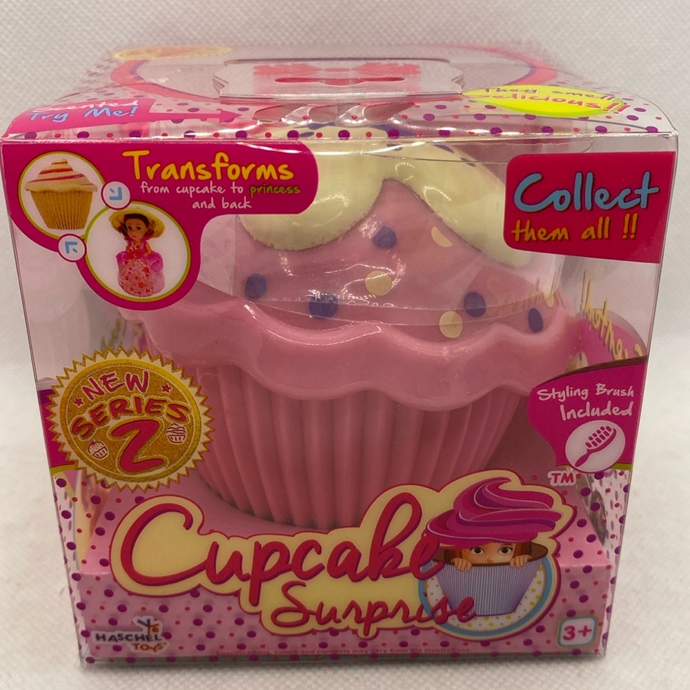 Cupcake Surprise Scented Princess Doll Transforms from Cupcake to Doll